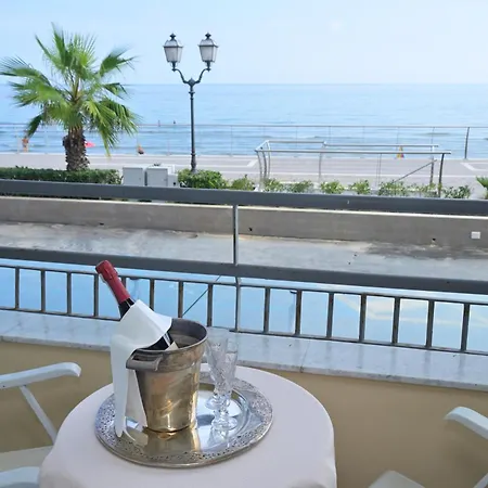 Atlantic 4* アラッシオ