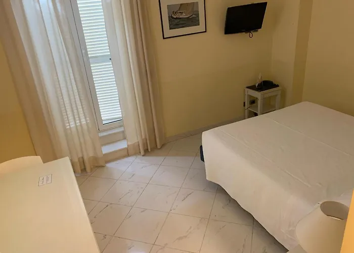 アパートホテル Atlantic 4*