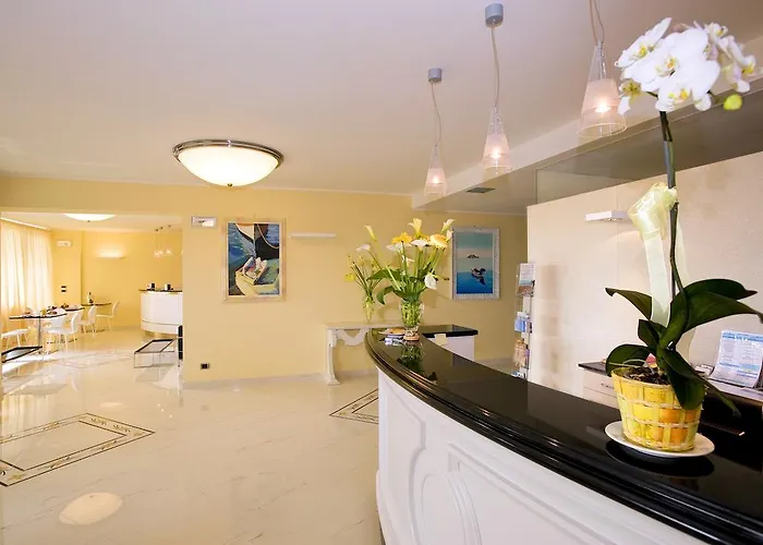 アパートホテル Atlantic 4*