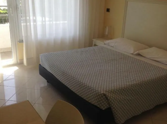 شقة فندقية Atlantic ألاسيو