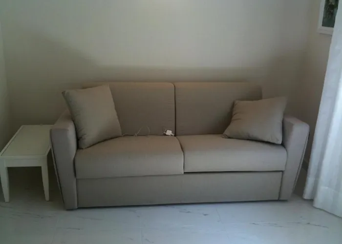 アパートホテル Atlantic アラッシオ