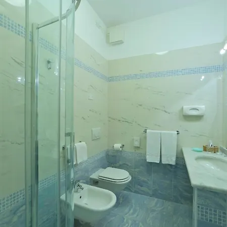 Atlantic Aparthotel 4*