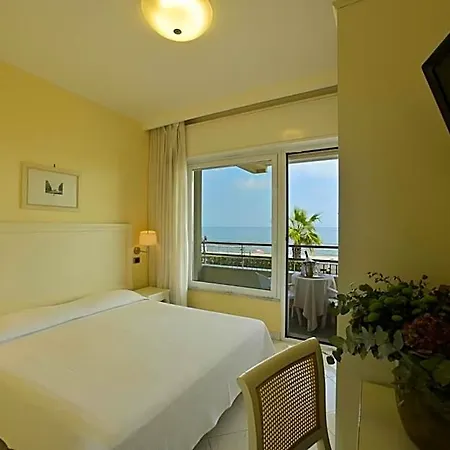 Apartahotel Atlantic 4*